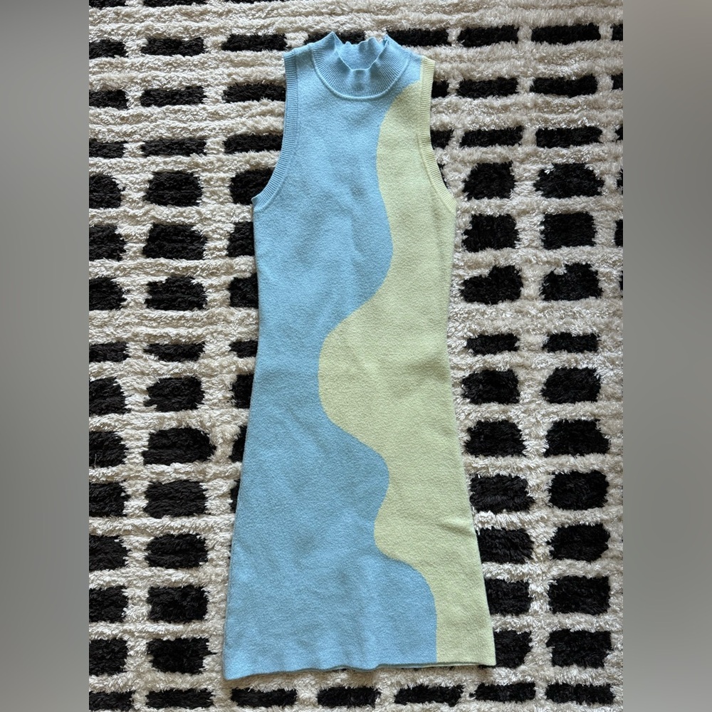 Blue and Green Sleeveless Knit Dress